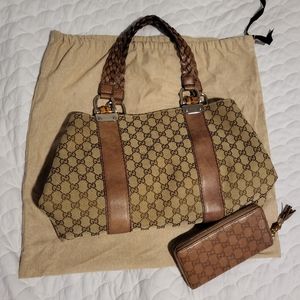 GUCCI Canvas Shoulder Bag